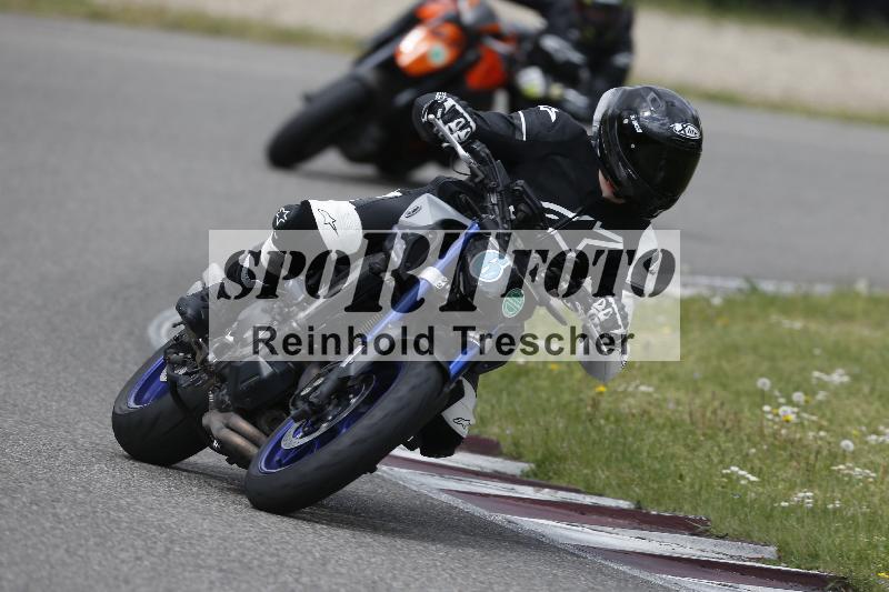 /09 19.04.2026  Caremotion get faster ADR/Gruppe gruen/6